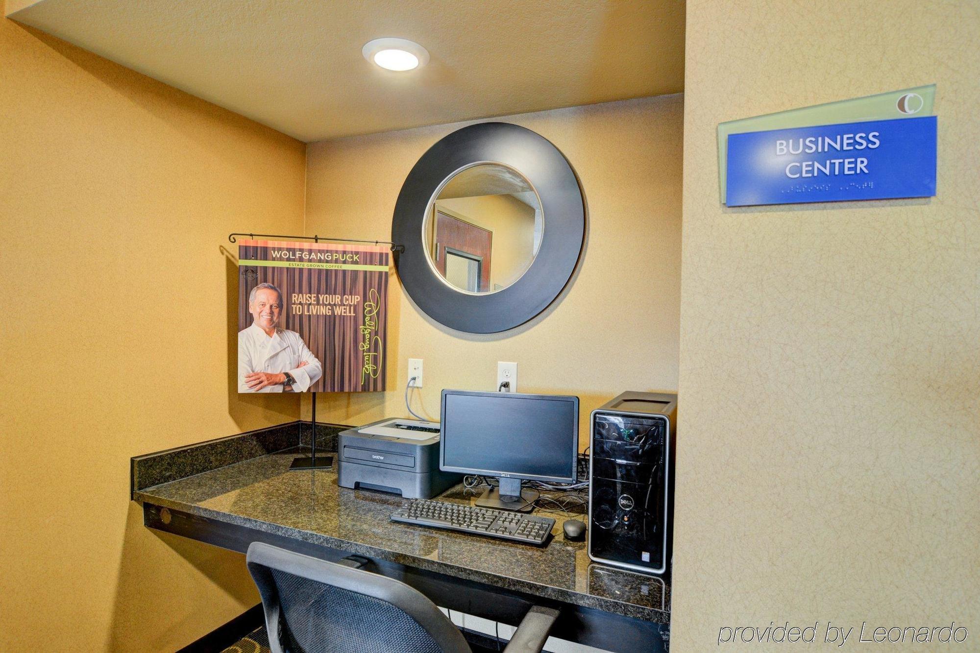 Cobblestone Hotel & Suites - Punxsutawney Экстерьер фото
