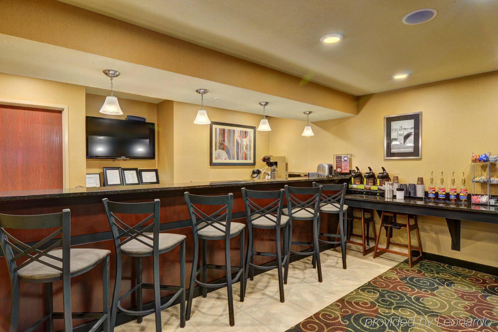 Cobblestone Hotel & Suites - Punxsutawney Экстерьер фото