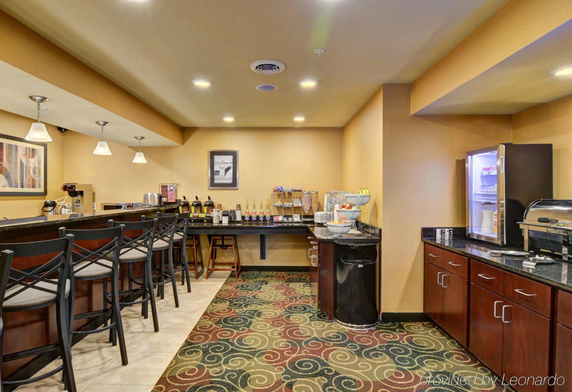 Cobblestone Hotel & Suites - Punxsutawney Экстерьер фото