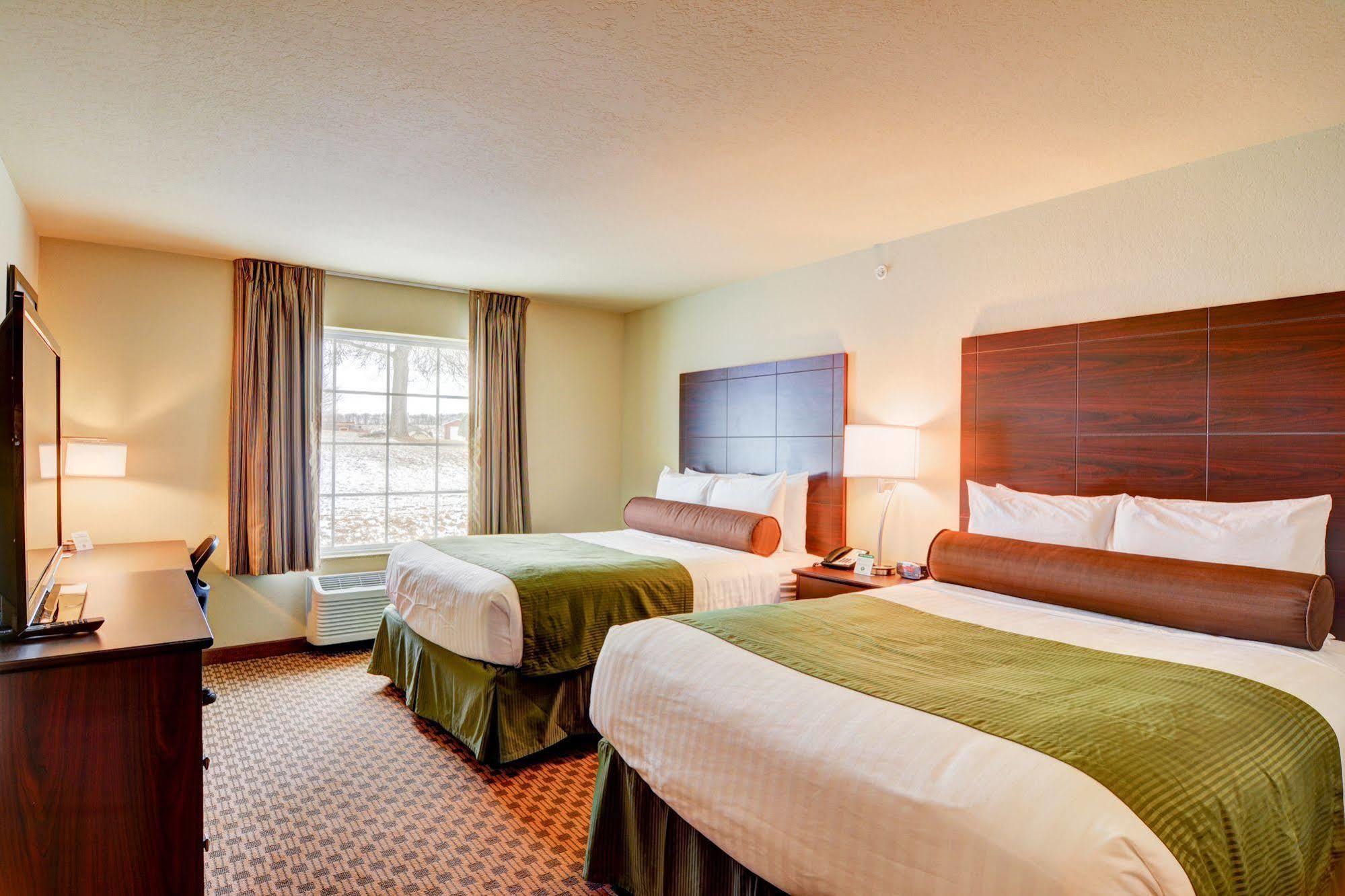 Cobblestone Hotel & Suites - Punxsutawney Экстерьер фото